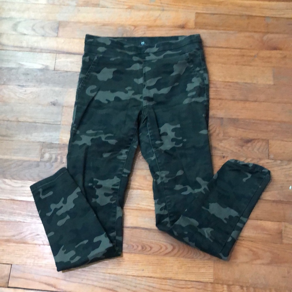 Camo pull on pants with slit pockets, size 2